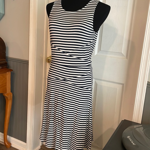 Market & Spruce Dresses & Skirts - Market & Spruce navy and white stretch tank dress, medium.